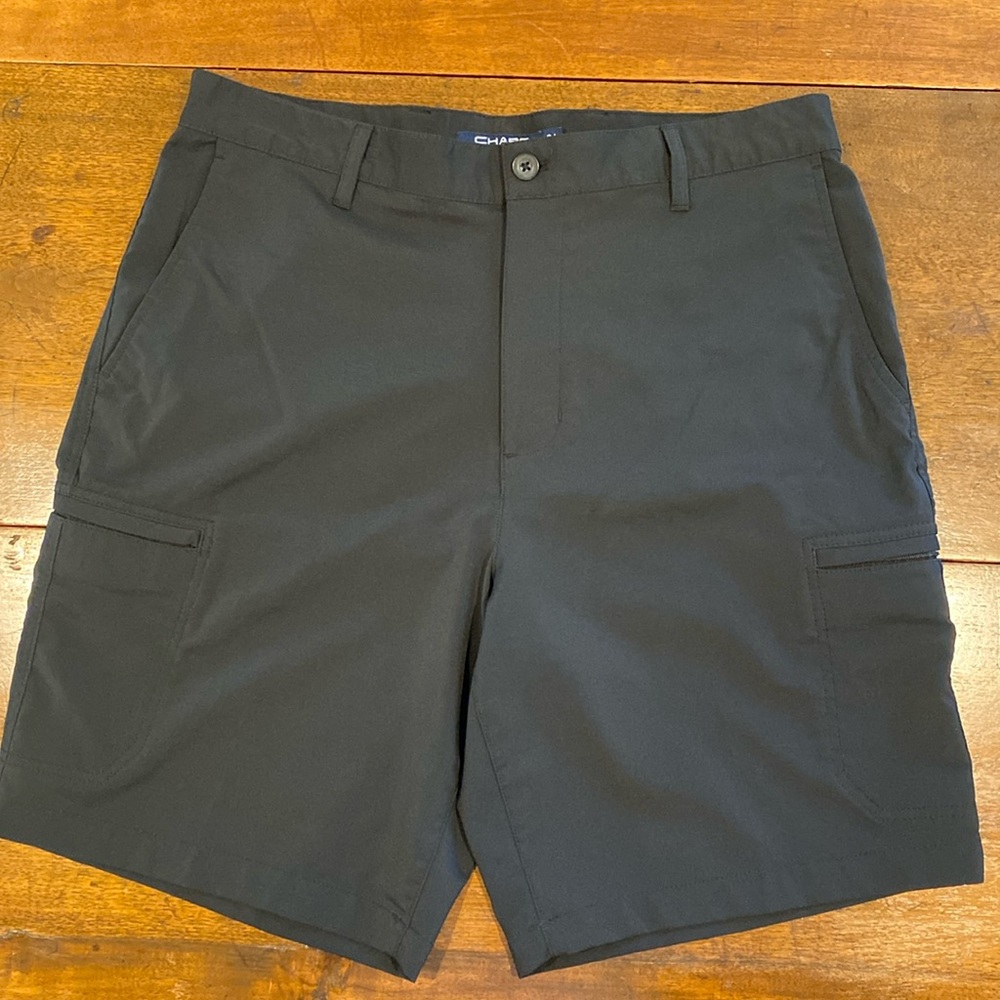 Chaps “78 Golf” shorts size 34, inseam 9 inches. EUC!